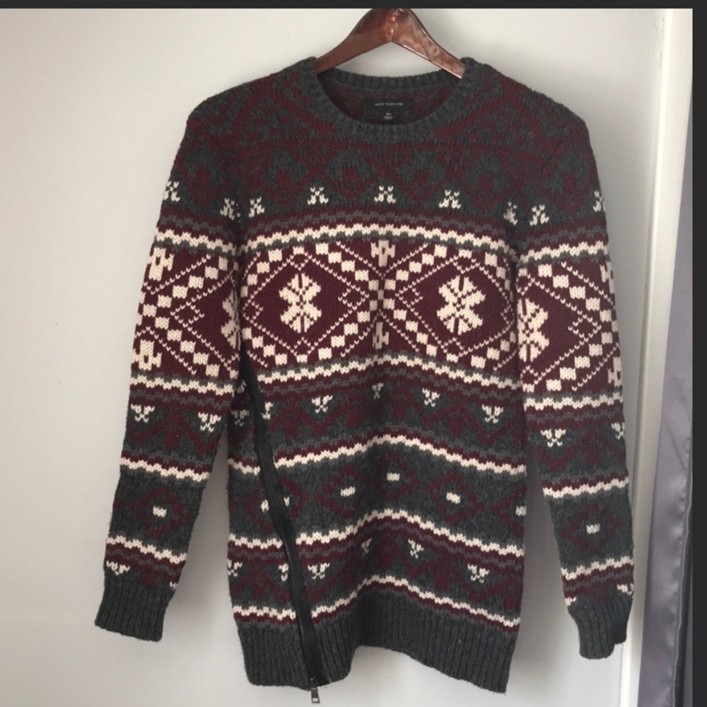 Ann Taylor Snow Flake sweater